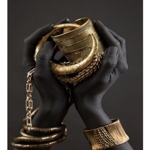 Meet your Posher, Sekai